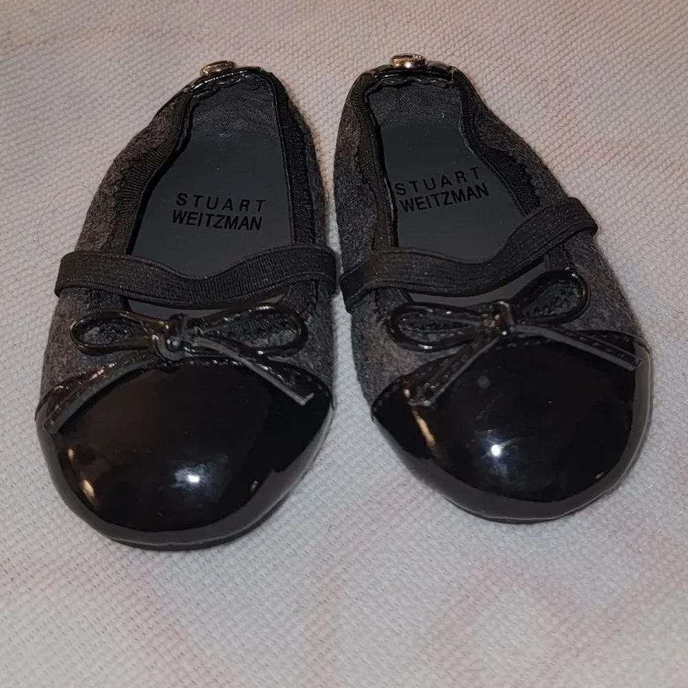 New Stuart Weitzman Legacy Black Patent & Gray Baby Shoes 3-6 Months Size 2